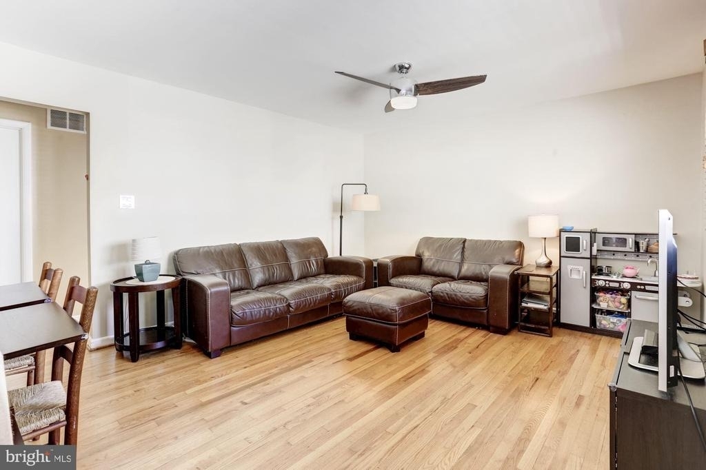 6408 Tisdale Terrace - Photo 2