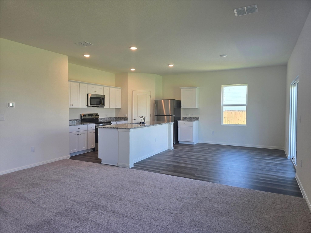 121 Blazilmar Ln - Photo 8