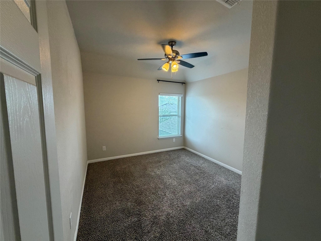 13221 Olivers Way - Photo 14