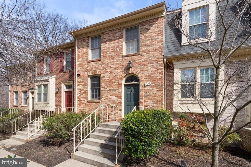 5407 Grove Ridge Way - Photo 1