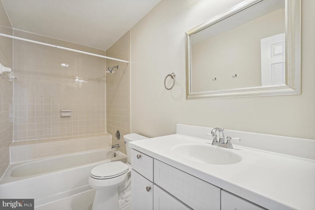 5407 Grove Ridge Way - Photo 3