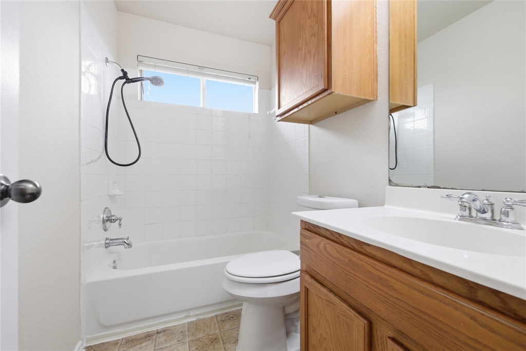 3774 Castle Rock Dr - Photo 18