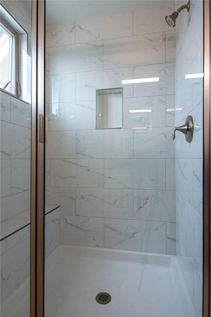 102 Conservation Rd - Photo 5