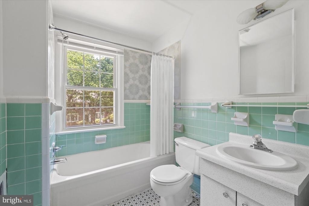 7014 Beechwood Drive - Photo 14