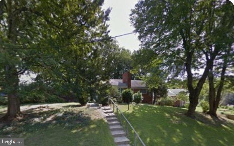 8507 Leonard Drive - Photo 0