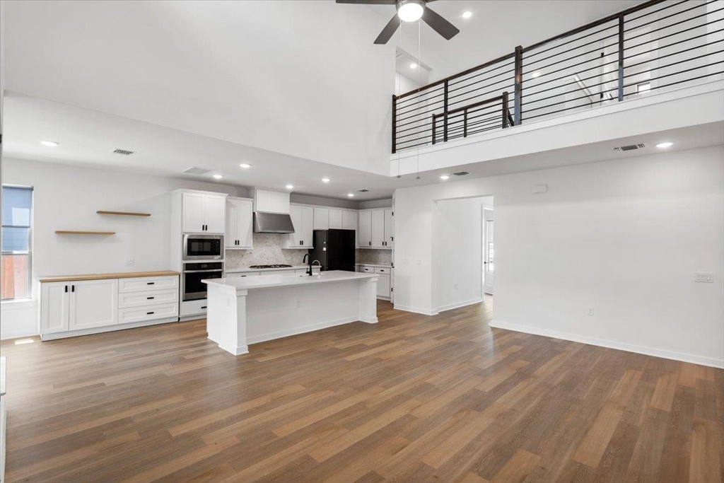 8320 Hubble Walk - Photo 3