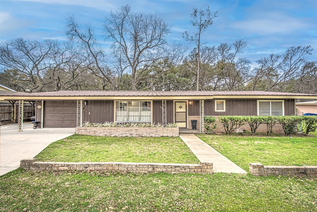 5304 Bedford St - Photo 0