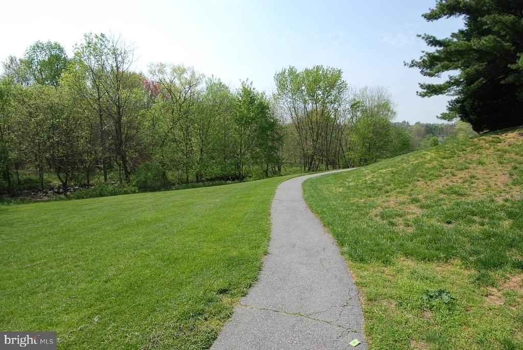 18722 Walkers Choice Road - Photo 25
