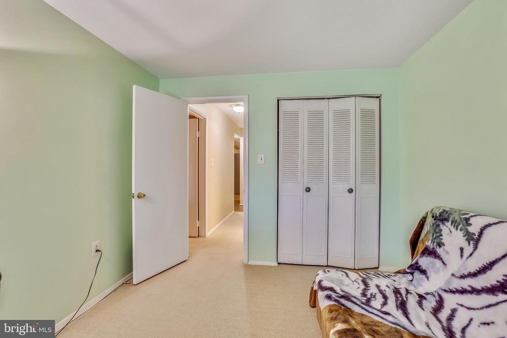 18722 Walkers Choice Road - Photo 18
