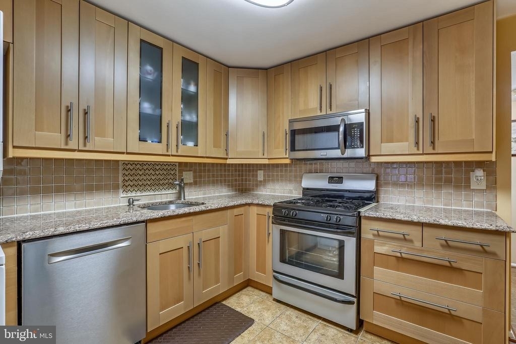 18722 Walkers Choice Road - Photo 2