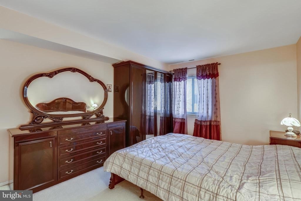 18722 Walkers Choice Road - Photo 3