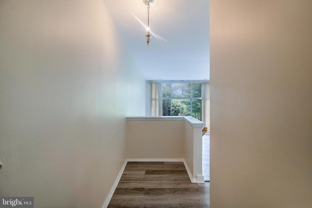 18730 Walkers Choice Road - Photo 19