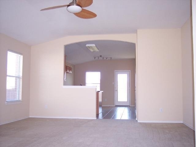 208 Carol Ave - Photo 2