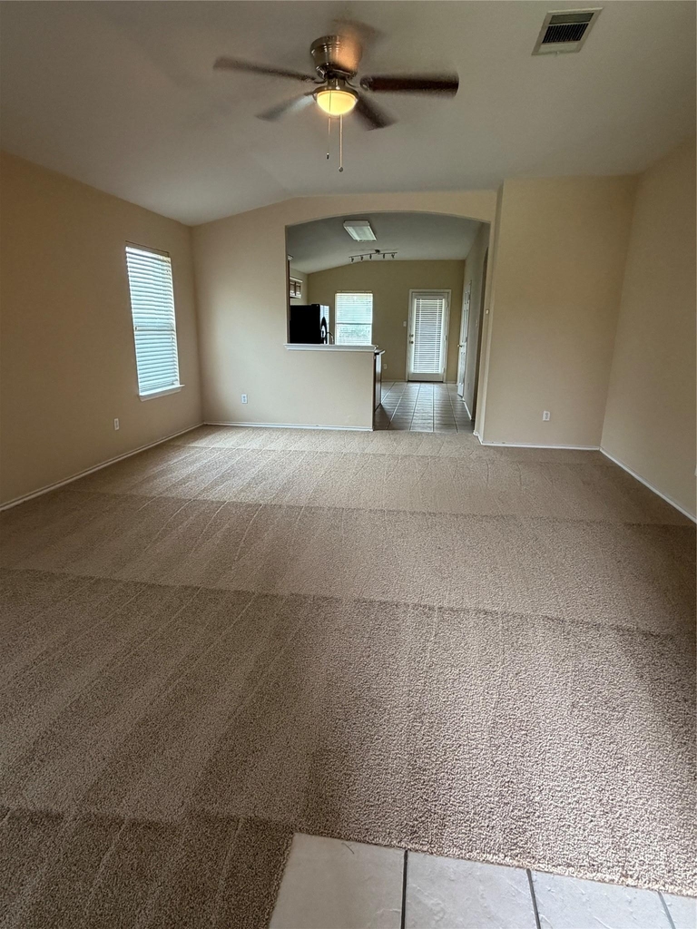 208 Carol Ave - Photo 3