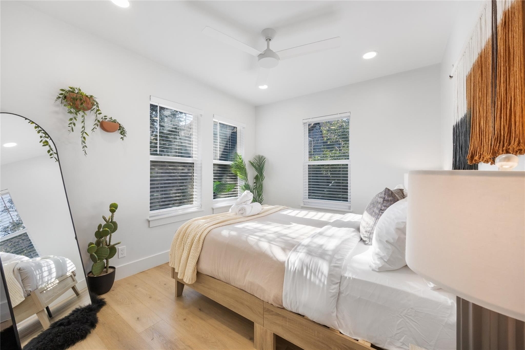2109 Brackenridge St - Photo 15