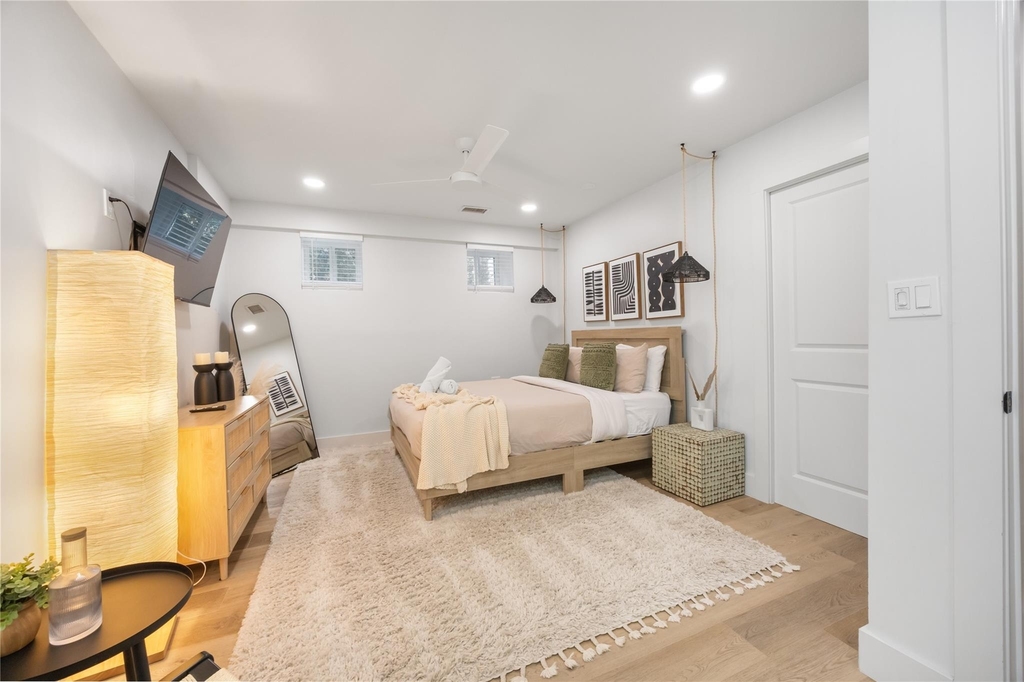 2109 Brackenridge St - Photo 16