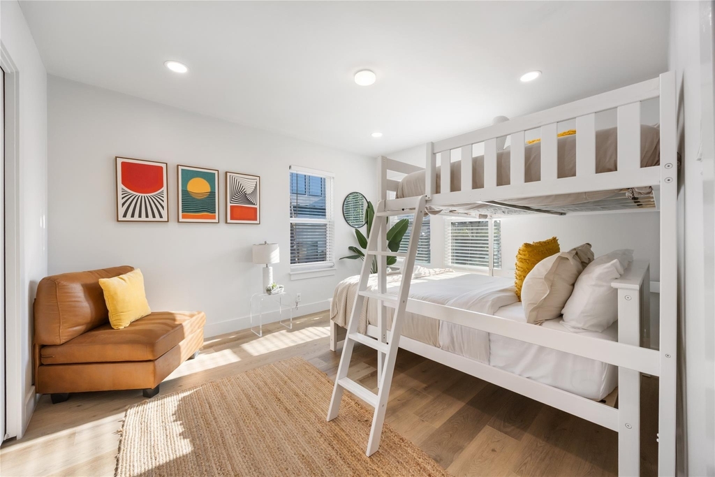 2109 Brackenridge St - Photo 14