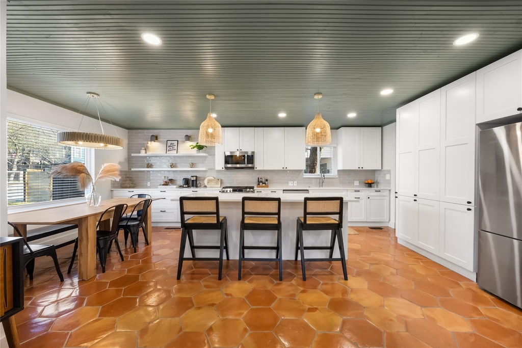 2109 Brackenridge St - Photo 4