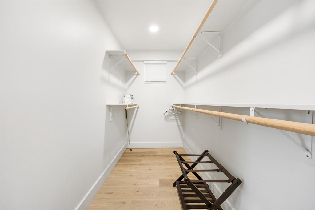 2109 Brackenridge St - Photo 17