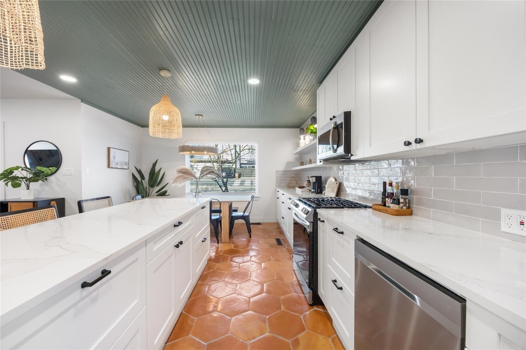 2109 Brackenridge St - Photo 6