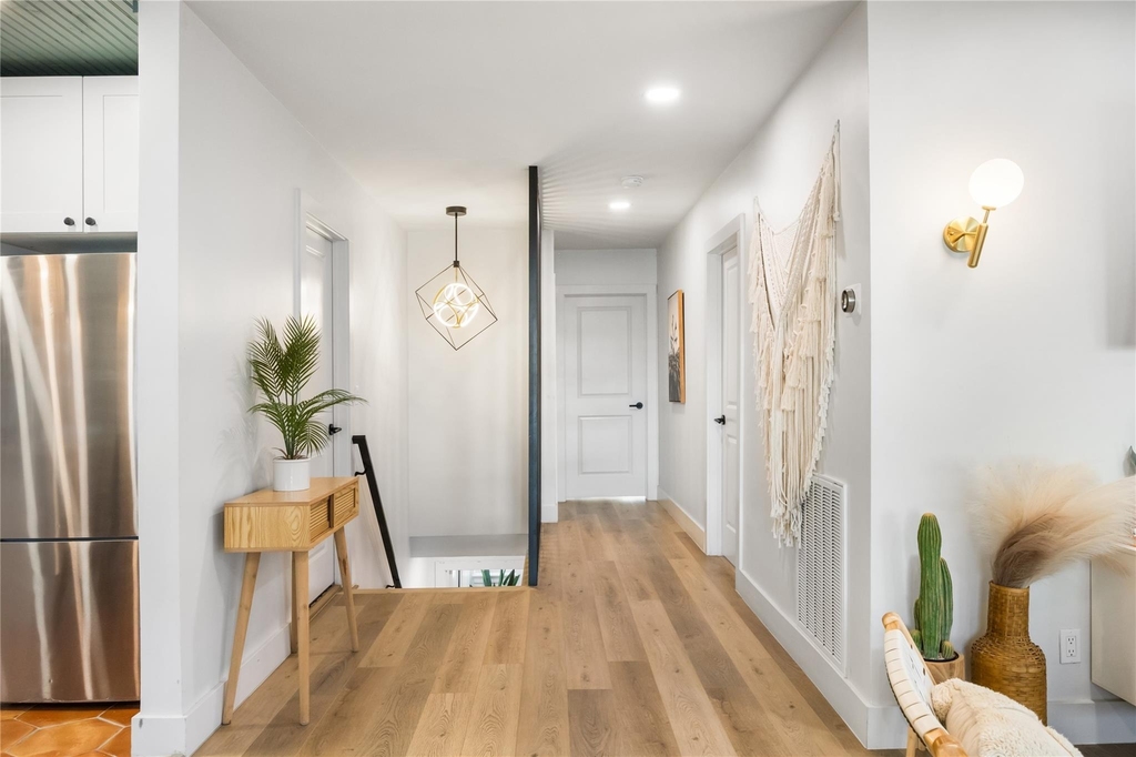 2109 Brackenridge St - Photo 9