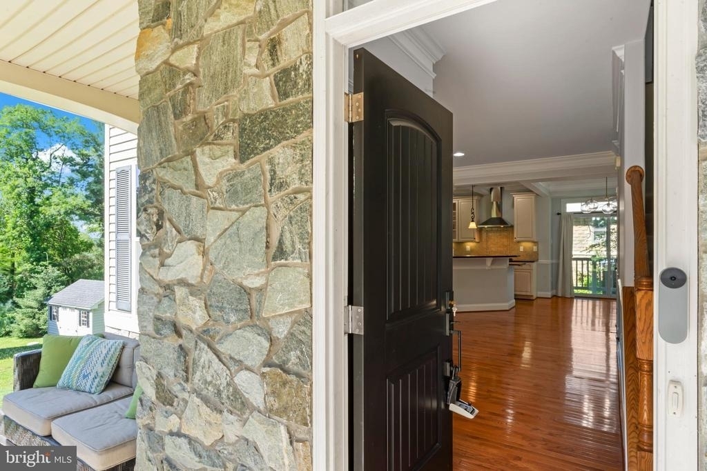5790 Hunt Club Road - Photo 11