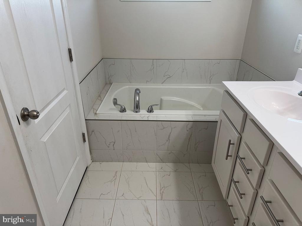 5818 Imperial Drive - Photo 15
