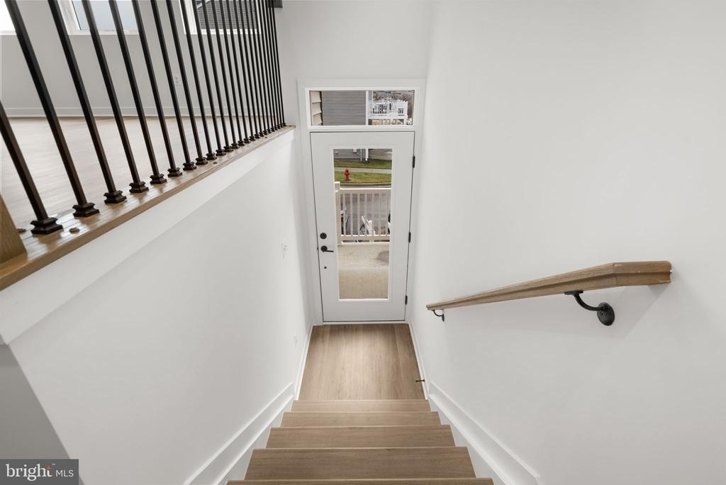 1631 Blacksmith Way - Photo 3