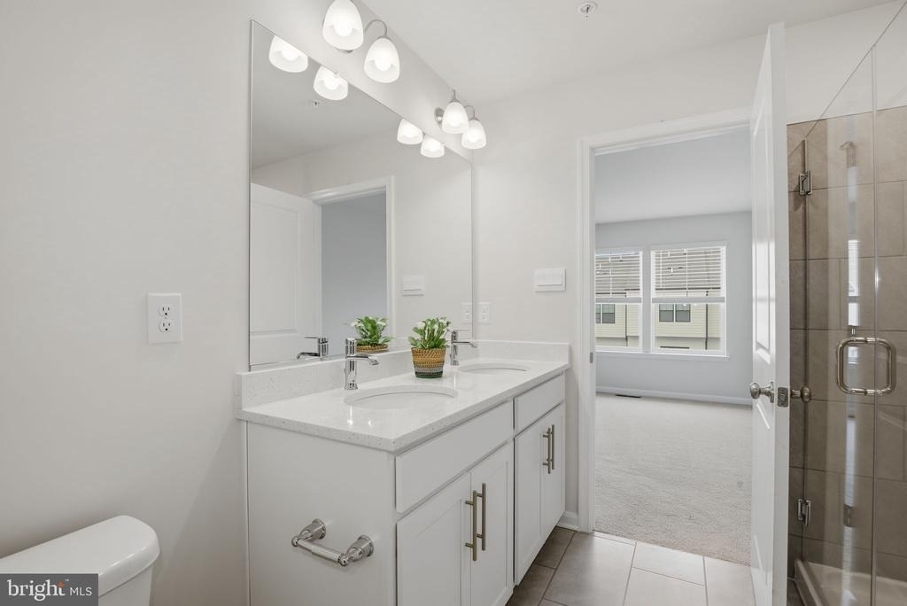 818 Bond Street - Photo 15