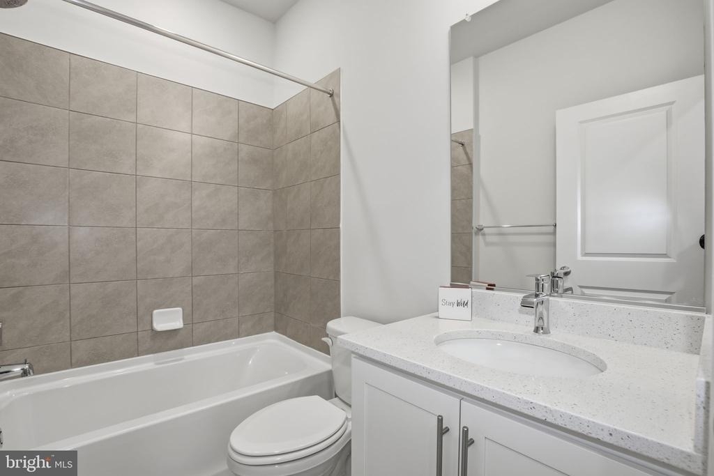 818 Bond Street - Photo 12