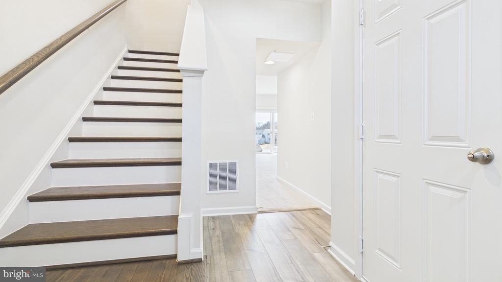 33 Chester Court - Photo 1