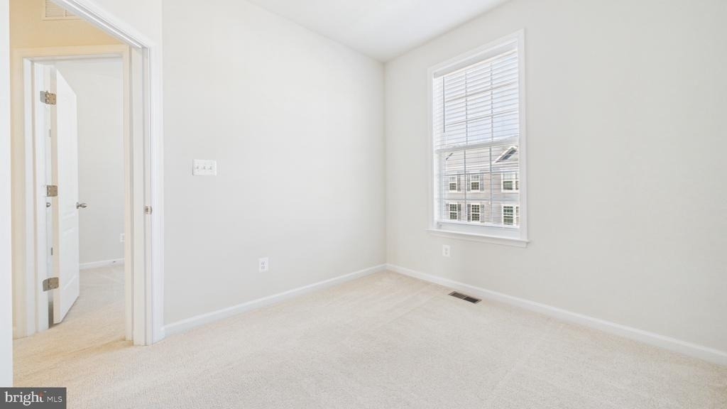 33 Chester Court - Photo 43
