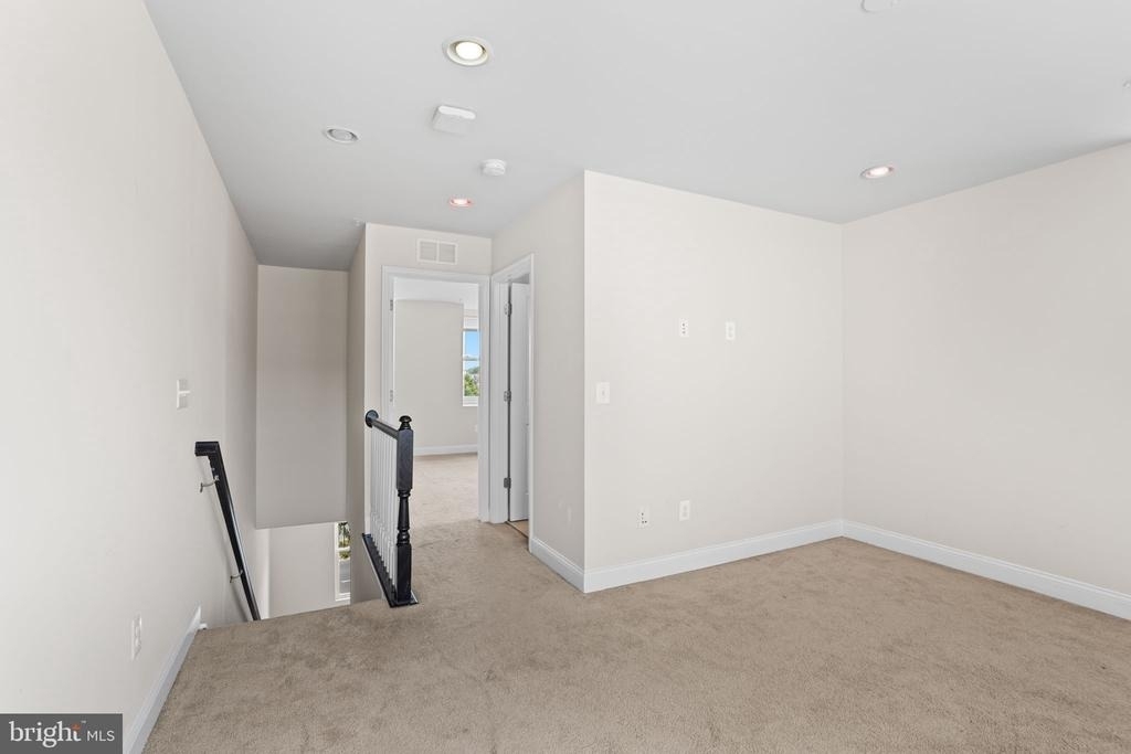 635 E Church Street - Photo 23