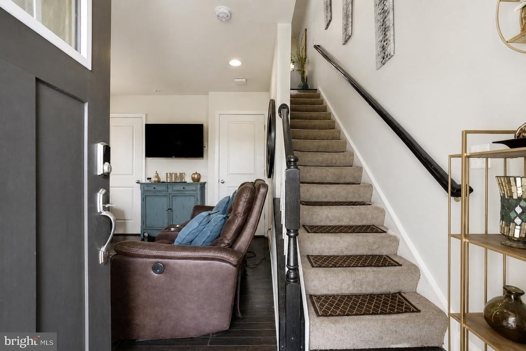635 E Church Street - Photo 23