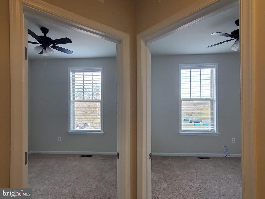 304 Faversham Pl - Photo 24