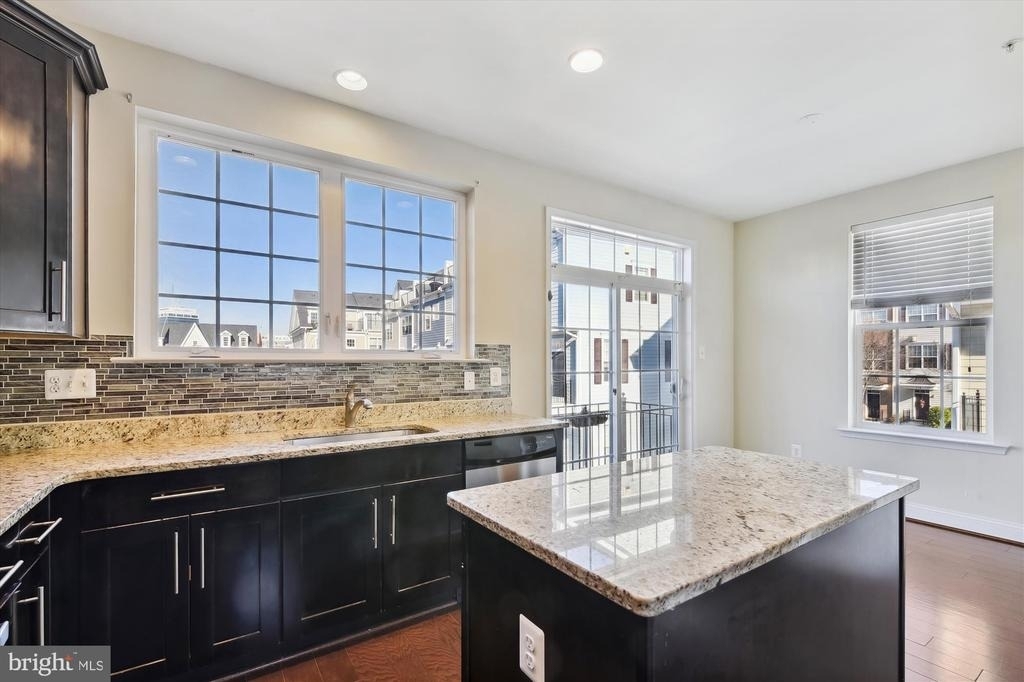 67 Linden Place - Photo 10