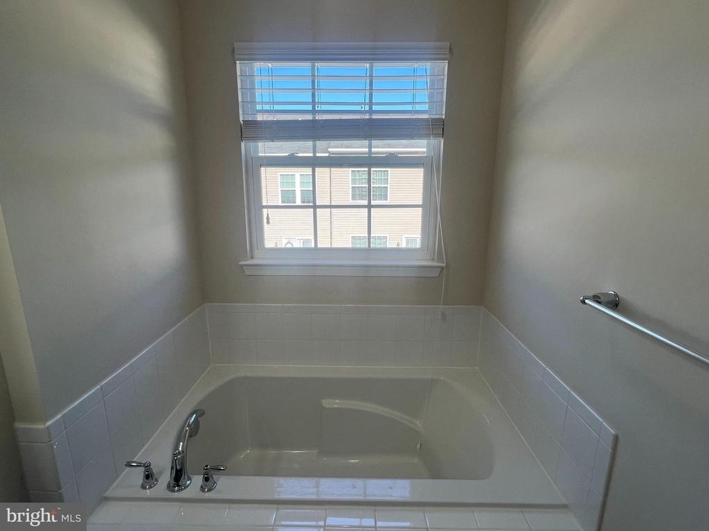 9447 Paragon Court - Photo 7
