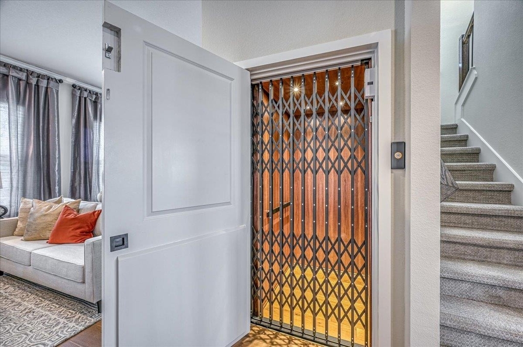 228 John Webster St - Photo 11