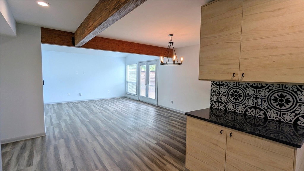4505 Teri Rd - Photo 5