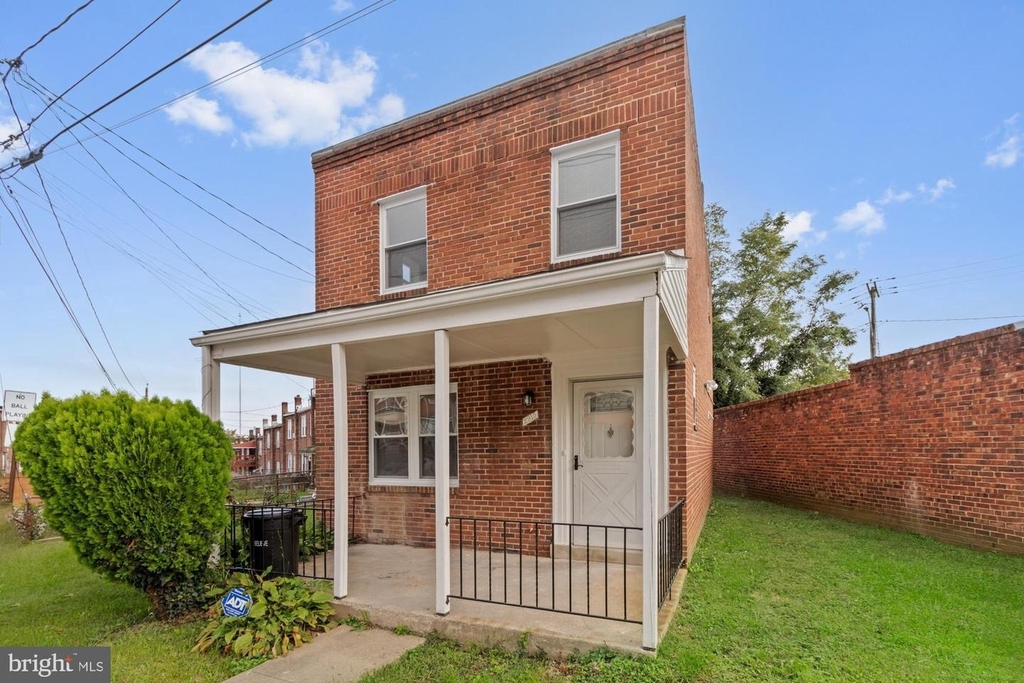 2915 Oakford Avenue - Photo 0