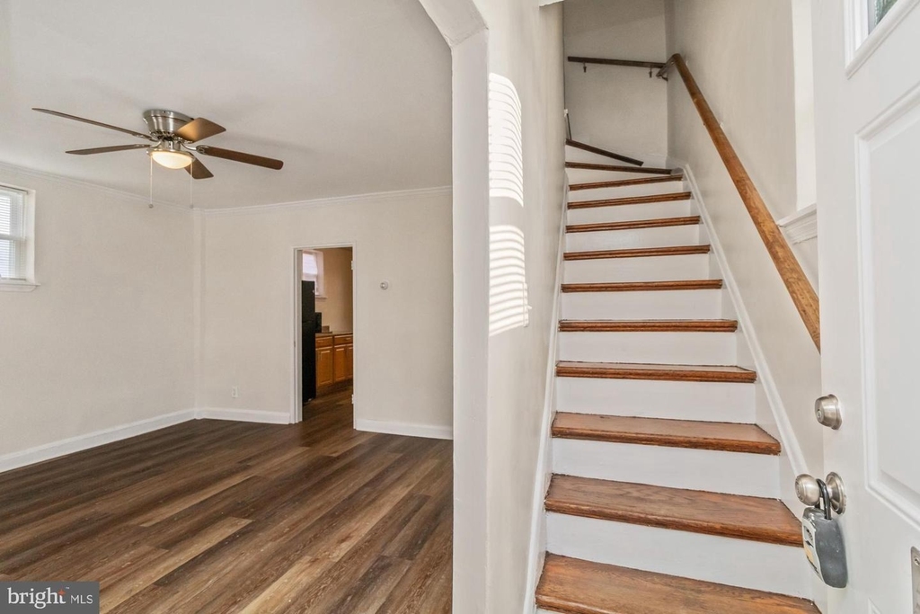 2915 Oakford Avenue - Photo 1