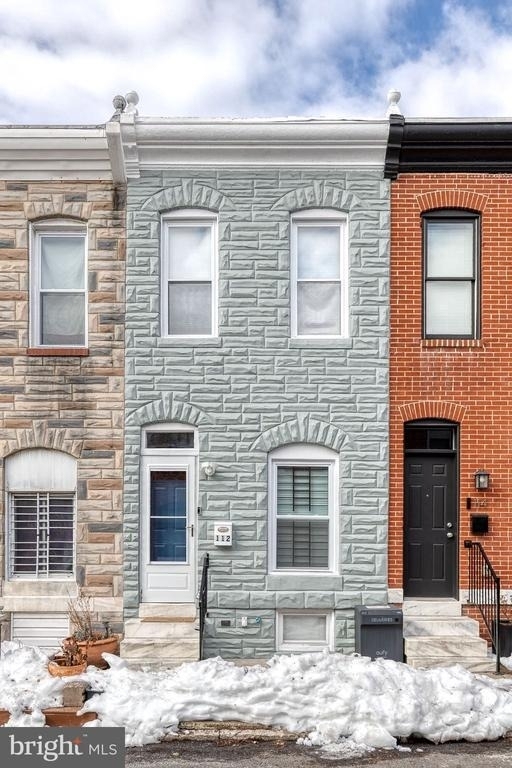 112 Decker Avenue - Photo 1