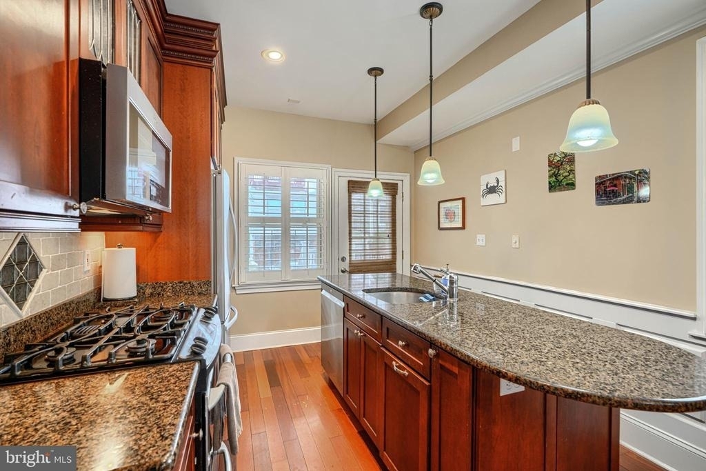 600 S Robinson Street - Photo 23