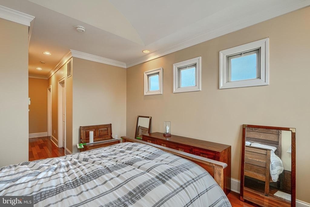 600 S Robinson Street - Photo 19