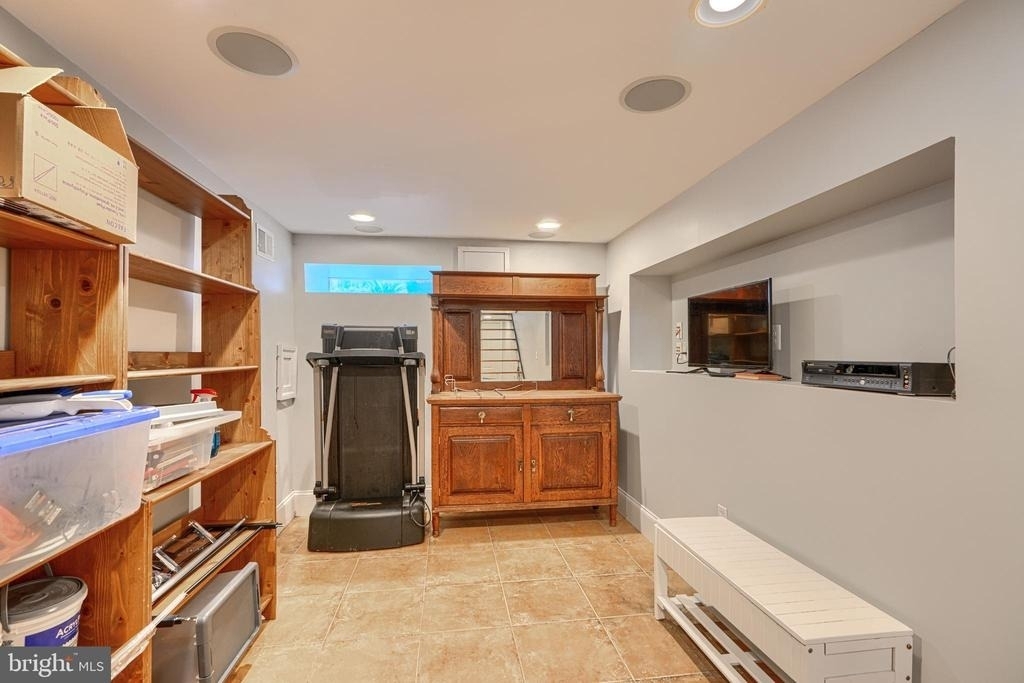 600 S Robinson Street - Photo 25