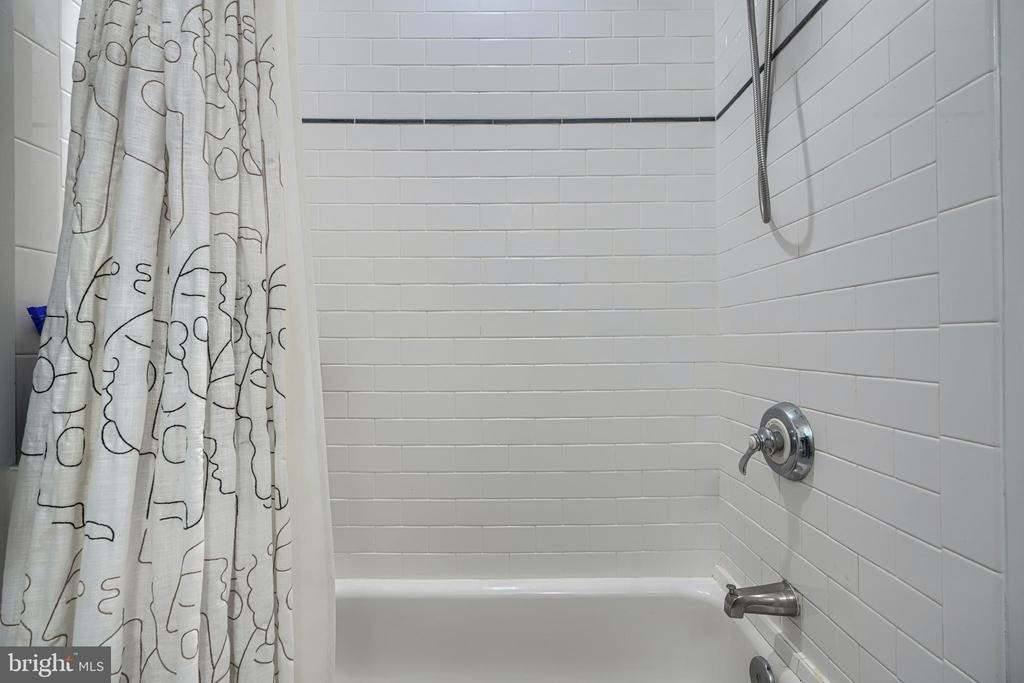 600 S Robinson Street - Photo 15
