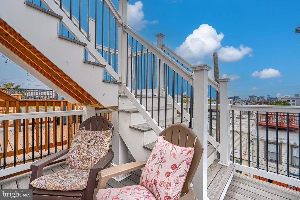 600 S Robinson Street - Photo 4