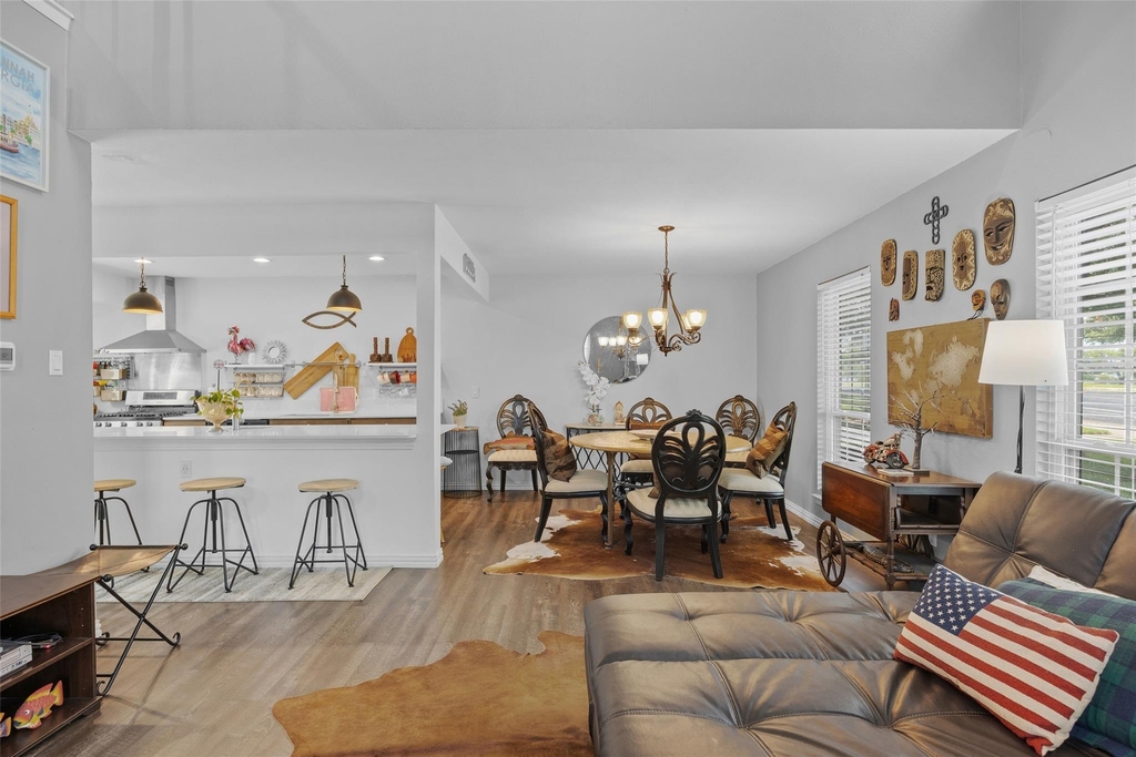 8922 North Plaza Ct - Photo 4