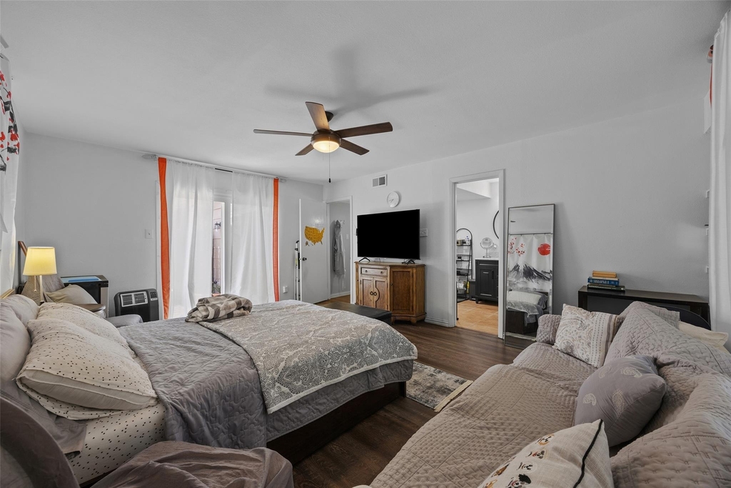 8922 North Plaza Ct - Photo 10