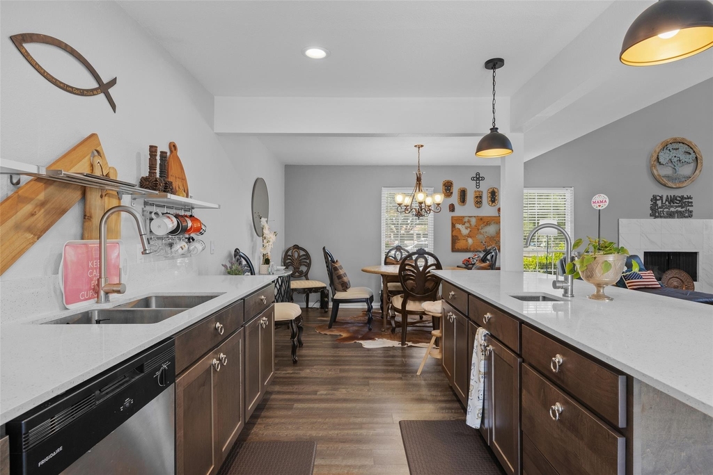 8922 North Plaza Ct - Photo 8